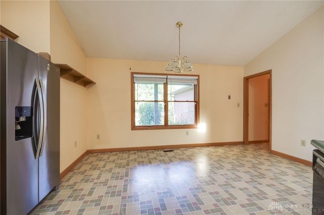 827 Shaney Lane, Brookville, OH 45309