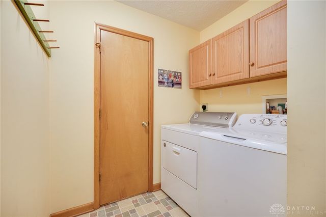 827 Shaney Lane, Brookville, OH 45309