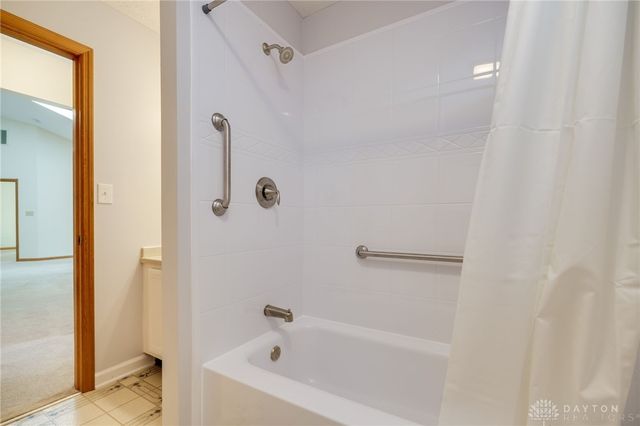 827 Shaney Lane, Brookville, OH 45309