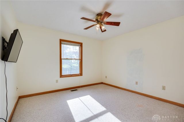 827 Shaney Lane, Brookville, OH 45309