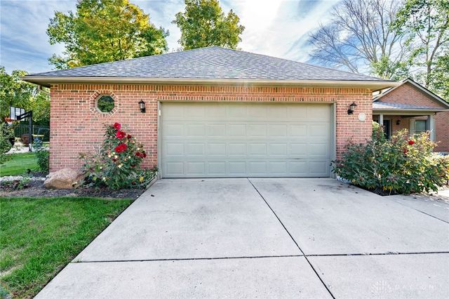 827 Shaney Lane, Brookville, OH 45309