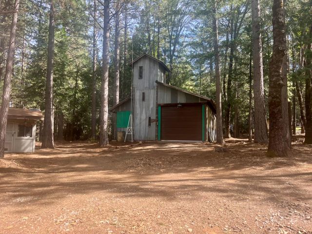 17360 Wyatt Earp Rd, Nevada City, CA 95959