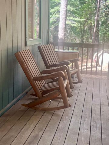 17360 Wyatt Earp Rd, Nevada City, CA 95959
