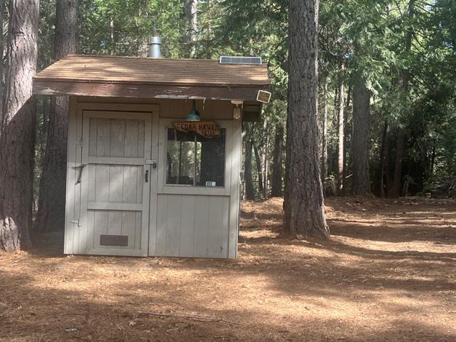 17360 Wyatt Earp Rd, Nevada City, CA 95959