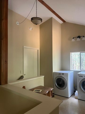 17360 Wyatt Earp Rd, Nevada City, CA 95959