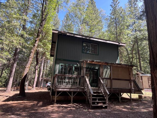 17360 Wyatt Earp Rd, Nevada City, CA 95959