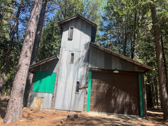 17360 Wyatt Earp Rd, Nevada City, CA 95959
