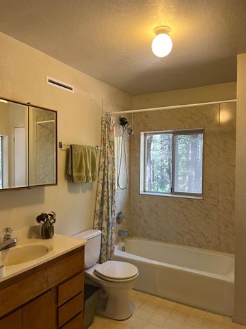 17360 Wyatt Earp Rd, Nevada City, CA 95959