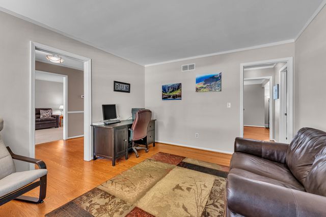 11201 Academy Court, Plymouth Charter Twp, MI 48170
