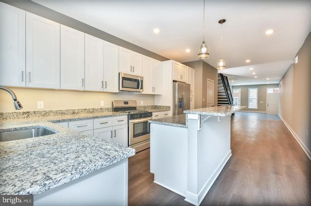 836 HARLEM AVE, Baltimore, MD 21201