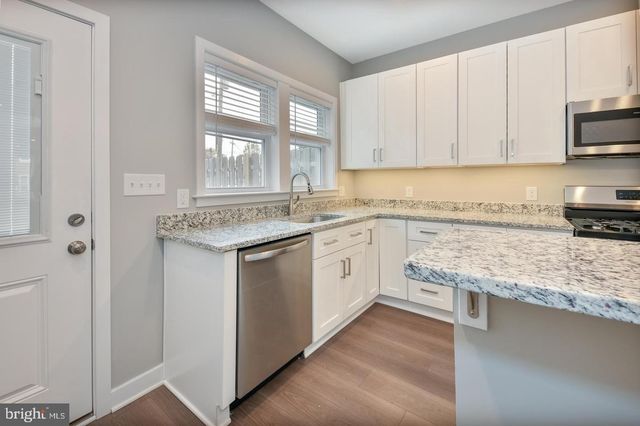 836 HARLEM AVE, Baltimore, MD 21201