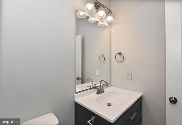 836 HARLEM AVE, Baltimore, MD 21201