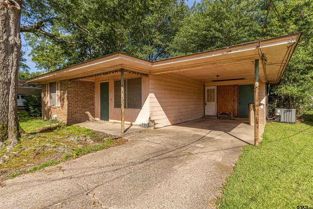3131 Greg Lane, Tyler, TX 75701