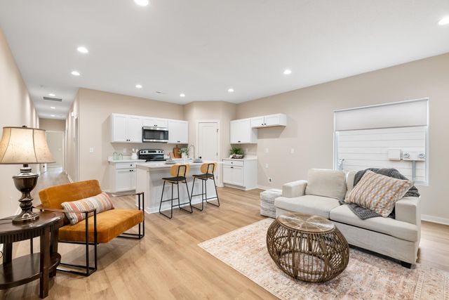 2447 W MacArthur Ct, Wichita, KS 67217