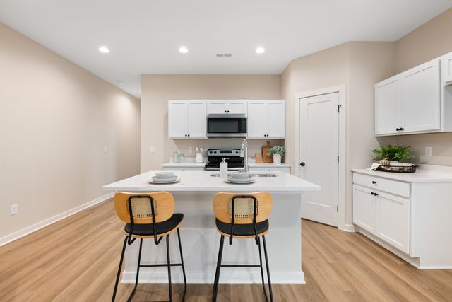 2447 W MacArthur Ct, Wichita, KS 67217