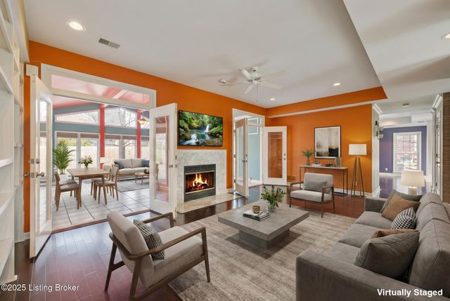 4005 Brownsboro Rd, Louisville, KY 40207