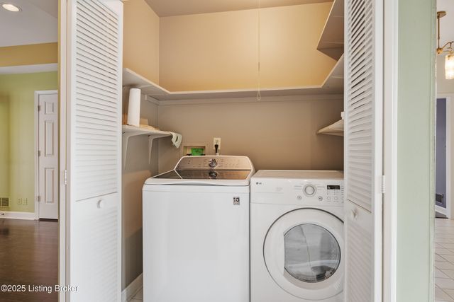 4005 Brownsboro Rd, Louisville, KY 40207