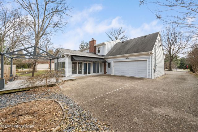 4005 Brownsboro Rd, Louisville, KY 40207