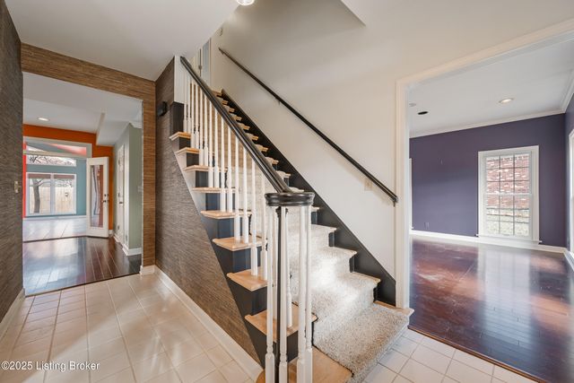 4005 Brownsboro Rd, Louisville, KY 40207