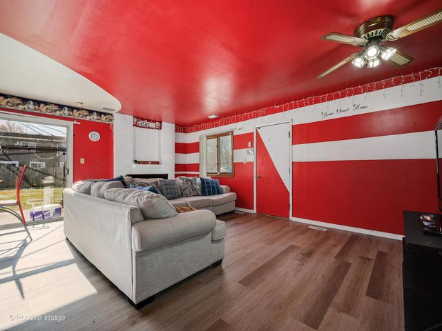 5943 Woodgate Drive, Matteson, IL 60443