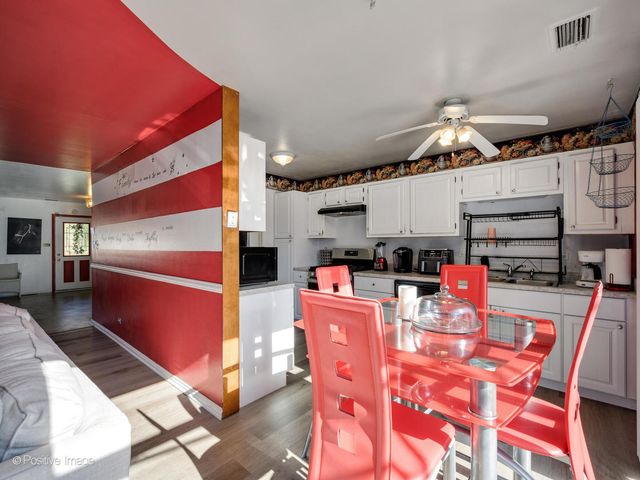 5943 Woodgate Drive, Matteson, IL 60443