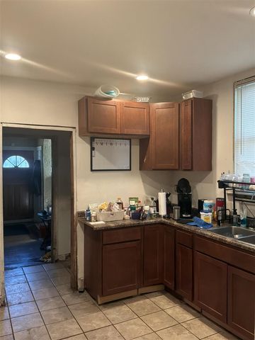 9165 Steel Street, Detroit, MI 48228