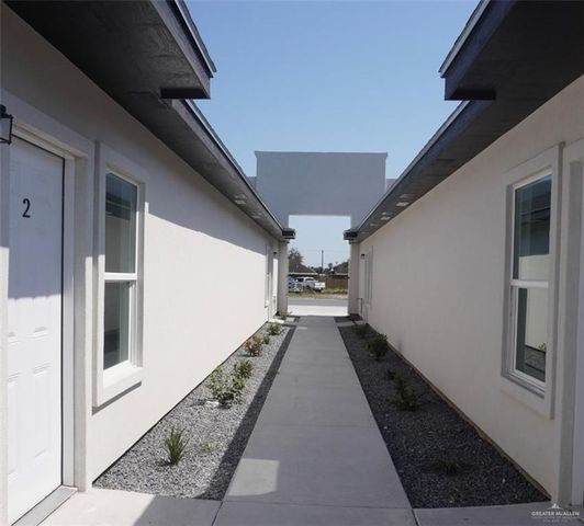 1004 Sugar Garden Drive 2, Pharr, TX 78577