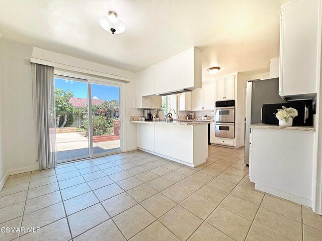 2401 El Portal Way, Oxnard, CA 93035
