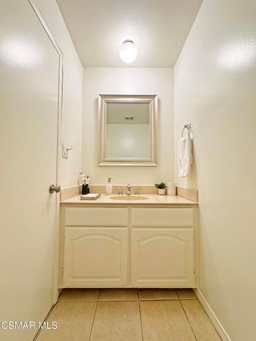 2401 El Portal Way, Oxnard, CA 93035