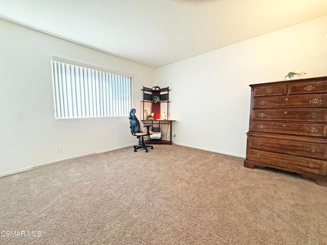 2401 El Portal Way, Oxnard, CA 93035