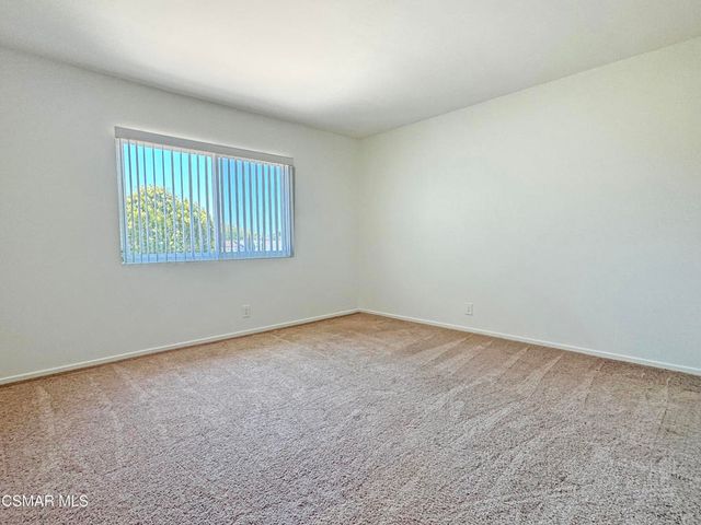 2401 El Portal Way, Oxnard, CA 93035