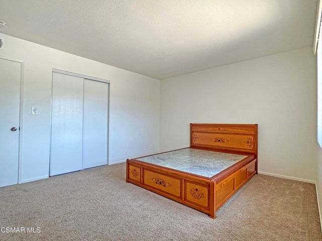 2401 El Portal Way, Oxnard, CA 93035