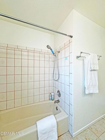 2401 El Portal Way, Oxnard, CA 93035
