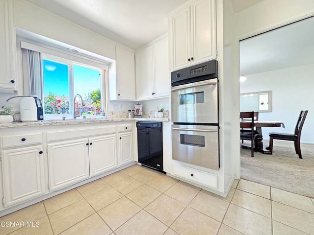 2401 El Portal Way, Oxnard, CA 93035