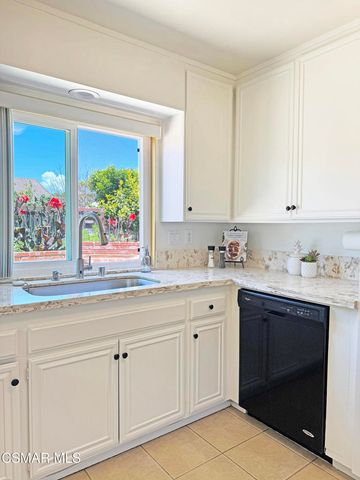2401 El Portal Way, Oxnard, CA 93035