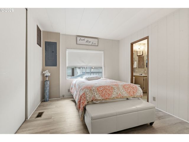 100 Sw 195TH Ave 160, Beaverton, OR 97006
