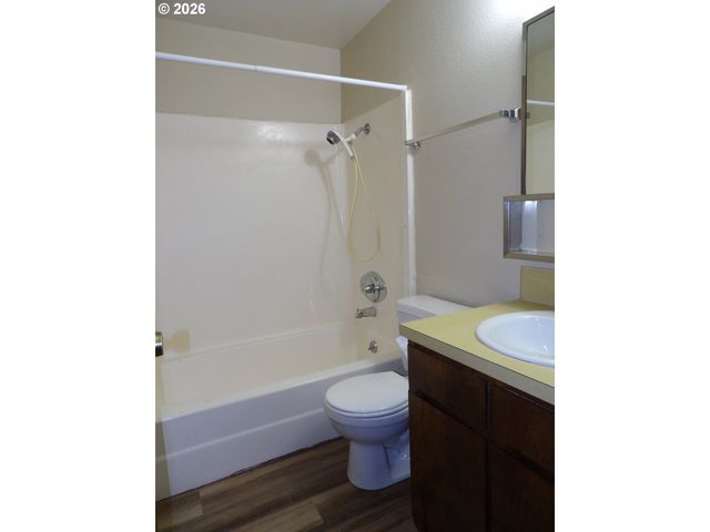 3124 19TH Pl, Forest Grove, OR 97116