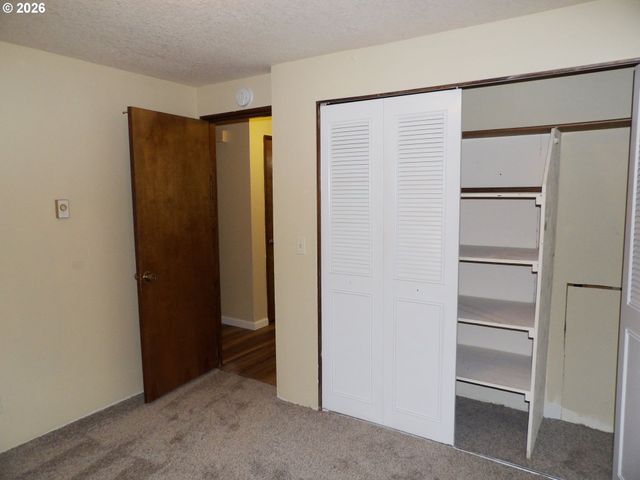 3124 19TH Pl, Forest Grove, OR 97116