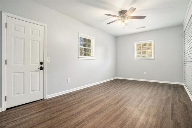 2804 CAROLYN SE Drive, Smyrna, GA 30080