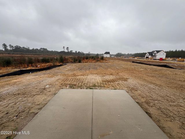 575 Ashley Heights Drive, Aberdeen, NC 28315