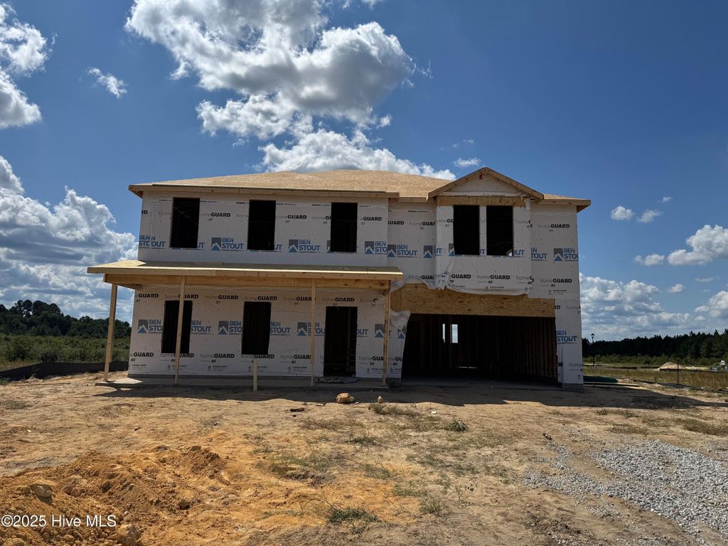 575 Ashley Heights Drive, Aberdeen, NC 28315