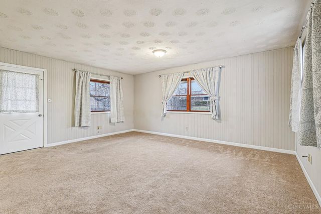 490 W Market Street, Springboro, OH 45066