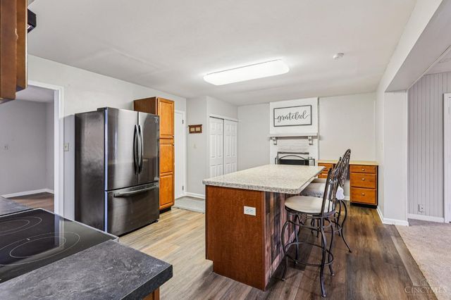 490 W Market Street, Springboro, OH 45066