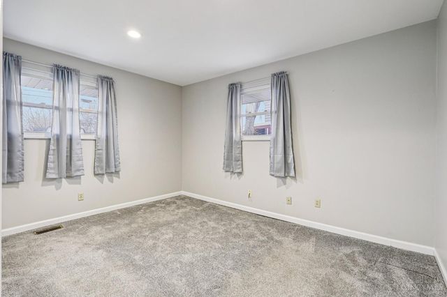 490 W Market Street, Springboro, OH 45066