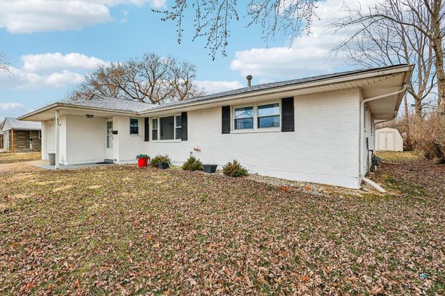 490 W Market Street, Springboro, OH 45066