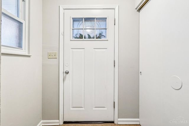 490 W Market Street, Springboro, OH 45066