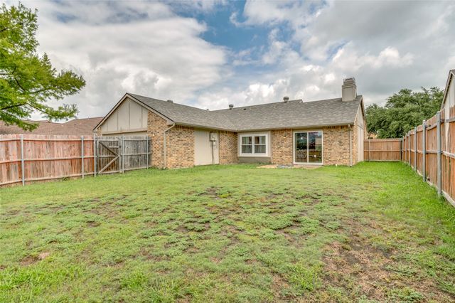1322 Crestview Drive, Allen, TX 75002