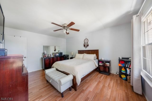 35 Byrnes Ln east, Sayreville Boro, NJ 08872