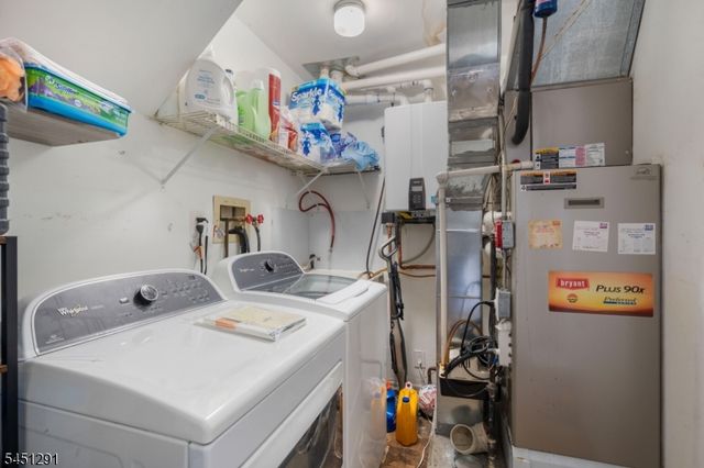 35 Byrnes Ln east, Sayreville Boro, NJ 08872