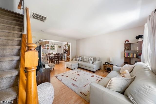 35 Byrnes Ln east, Sayreville Boro, NJ 08872